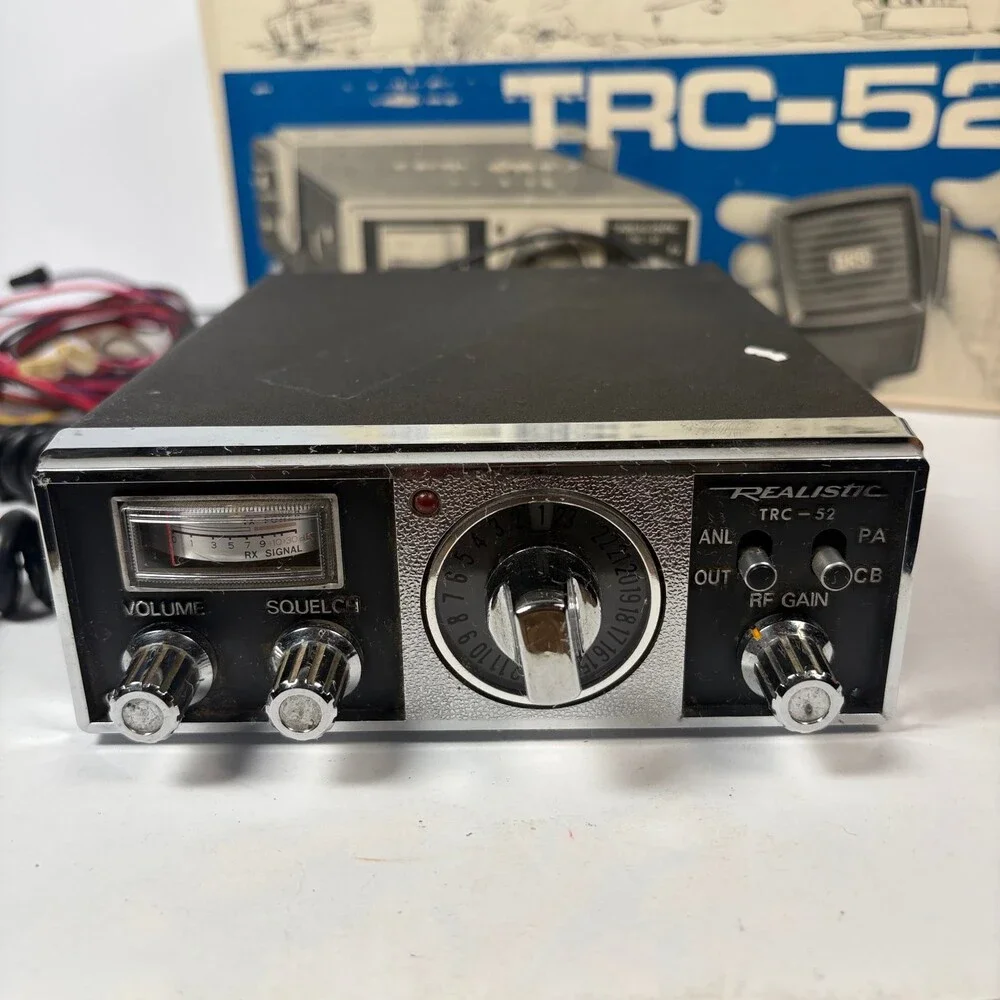Untested Realistic TRC-52 23 Channel CB Transceiver Radio 21-142 with Mic & Box